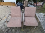 Fotele PRL do renowacji