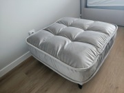 Pufa do salonu lub sypialni