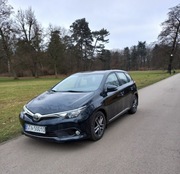 Toyota Auris 2015,1.6 benzyna, pierwszy właściciel, serwis, 2 komplety kół 