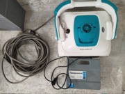 Automatyczny robot odkurzacz do basenu BWT Aquabot WR300 z żyroskopem