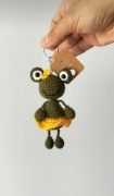 Brelok, zawieszka, żaba, żabka, szydełko, maskotka 