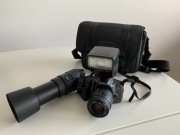 Aparat Minolta 303si obiektywy Sigma 70-300 lampa