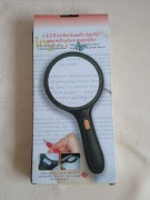 Lupa z podświetleniem LED - powiększenie x 2