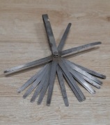 Szczeliniomierz 17 listków