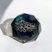 Orgonit kopuła z kryształem górskim. Odpromiennik. Skrzydło anioła. Ochrona