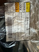 NOWE ORYGINALNE AUDI OE PODPORA 81A821136