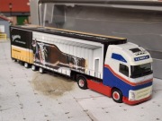 Herpa Volvo FH z naczepą kurtynową jumbo Kruse