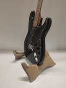 Stojak pod gitarę 