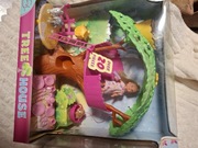 Laleczka Evi Love w domku na drzewie