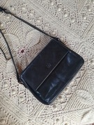 Torebka na ramię. Na pasku. Skórzana