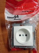 SIMON 54 GNIAZDO 1X B/Z