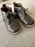 Buciki dziecięce skórzane rozmiar 20/21 + kapcie o