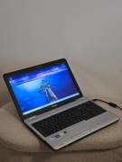 Toshiba Satellite L500 15,6" Intel Pentium T4400 2,2 GHz / 4GB RAM / 500GB 