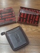 Portfel czarny ze skóry naturalnej  na suwak, męski