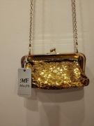 Cekinowa torebka na długim łańcuszku Maxfly