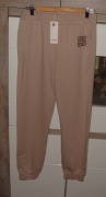 Bawełniane_ Beżowe Spodnie Dresowe r. L/XL__