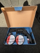 Rewolwer CO2 RAM Combat HDR 50 T4E + magazynek + 2 paczki kulek PDG 50