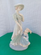  Figurka kobieta z dziewczynką/ matka z córką