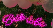 Bride to be neon wieczór panieński róż plexi napis panna młoda