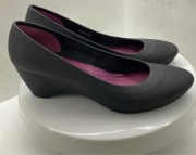 Crocs Lina Pump Womens 11 42 Wedge Comfort czółenka na koturnie niski obcas