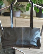 Czarna torebka skórzana-TCM.