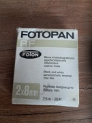 błona kinematograficzna 2x8 mm firmy fotopan z prlu. 