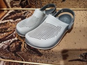 Crocs j2 33-34 klapki chodaki sandały dziecięce 