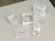 Apple AirPods Pro, lightning, ładowanie bezprzewodowe, wady słuchawek