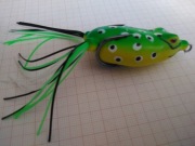Przynety spiningowe - zaby uzbrojone - zestaw 2 szt.