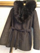 Kożuszek-kurtka z kapturem, nieużywany