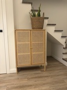 Kredens / komoda z ażurowymi drzwiami, jesion – stan