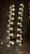  Zlaczki hydrauliczne (kolanka) skrecane 