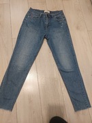 Jeansy damskie błękitne 