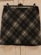 TATUUM spódniczka w kratę roz. 40