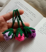 Różyczki wykonane na szydełku 