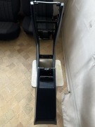 Mercedes W 124 kombi tunel środkowy ze schowkiem