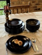 Talerze 18 elementow czarne