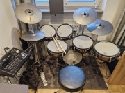 Roland TD30KV - Solidny zestaw sceniczy