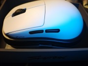 SCYROX V8 optyczna mysz USB / bezprzewodowa gamingowa biała