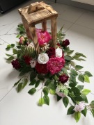 Stroik na cmentarz latarenka sztuczne kwiaty 