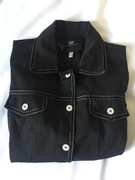 Apart Impressions. Prosta rozpinana bluzka z kieszeniami