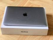 Macbook 12 retina 2017 8GB RAM 250GB SSD