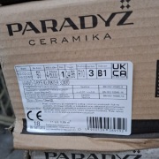 Płytki ceramiczne na podłogę i ściany wewnątrz i na zewnątrz oraz schody .