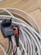 Kabel antenowy z wtyczkami i zasilacz do anteny aktywnej
