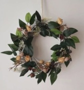 Wianek wiosenny wiklinowy dekoracja drzwi 