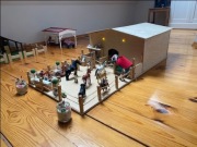 STAJNIA+konie+ludziki+siodła+auto+przyczepa+itd