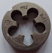 Narzynka prawa M12x0,75 prawoskrętna Wyprzedaż