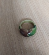 Lata 60/70 pierścień kopułowy plastikowy kolory moro.