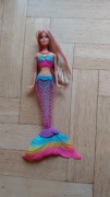 Barbie syrenka tęczowa świecący ogon Mattel