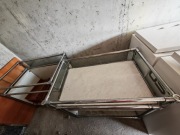 Lada sklepowa szklana  z rurek chromowanych   2szt